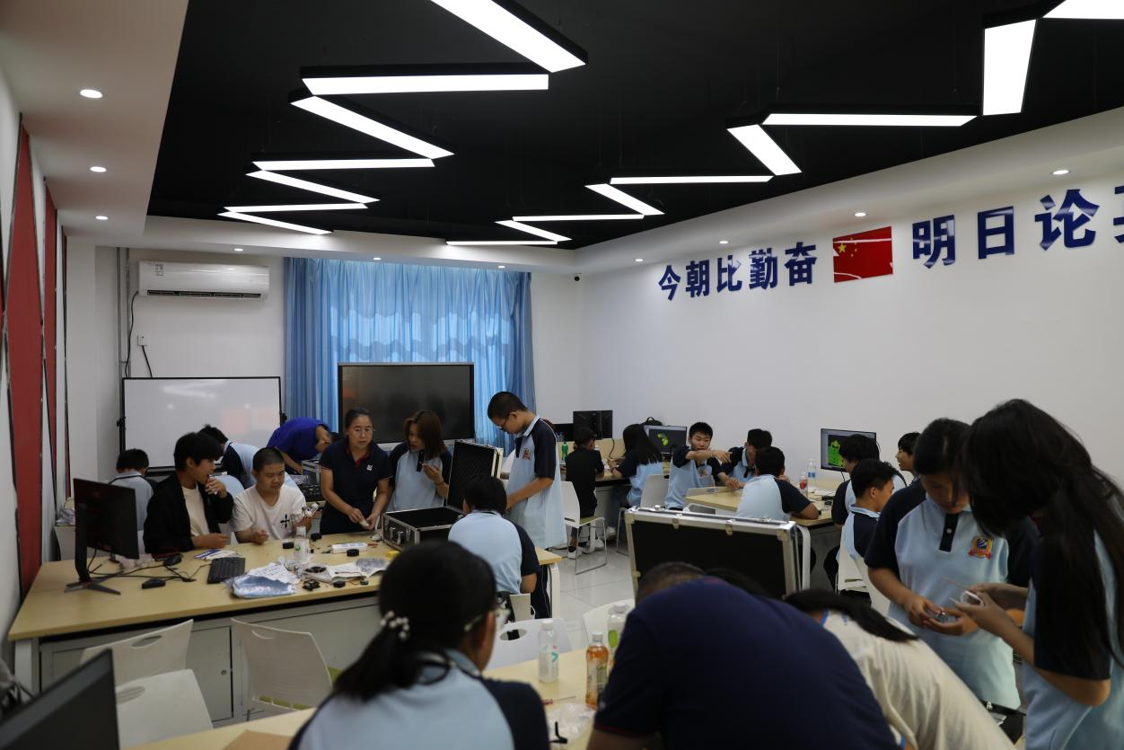 AXW(xu)УI(y)ֵ